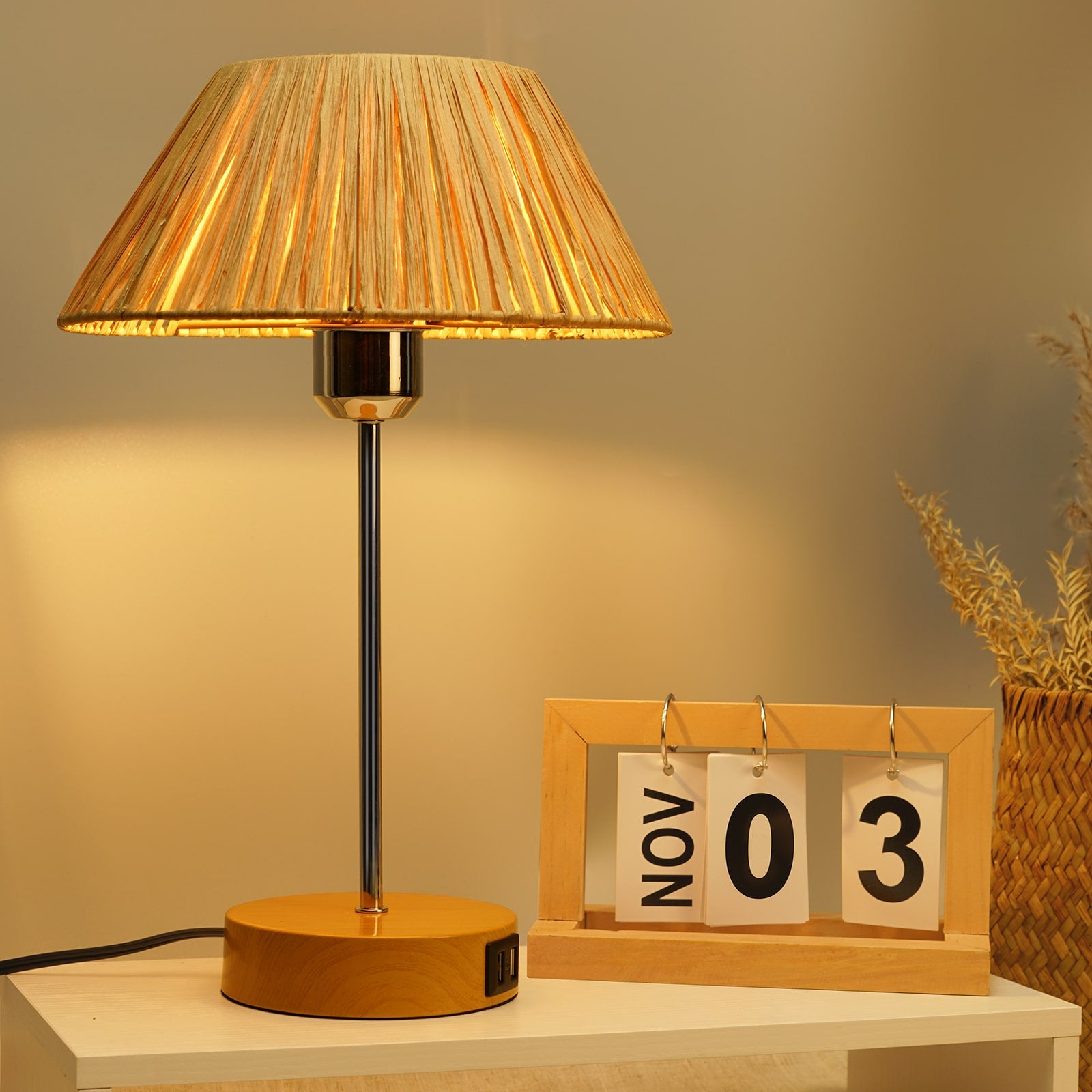 N09 Straw Rope Shade Table Lamp with USB Charging Port for Living Room