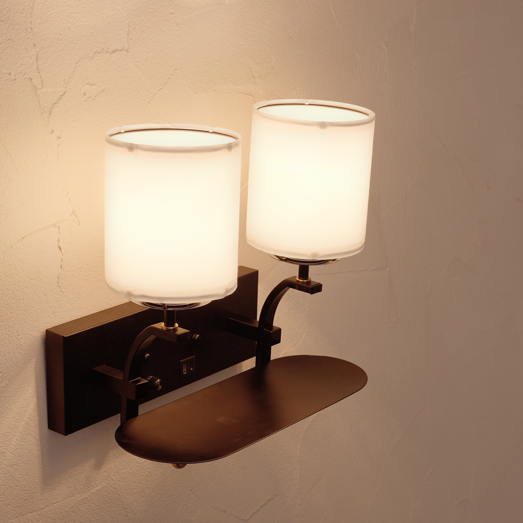 C07-1 Dimmable Fabric Wall Sconce for Dining Room with USB Port